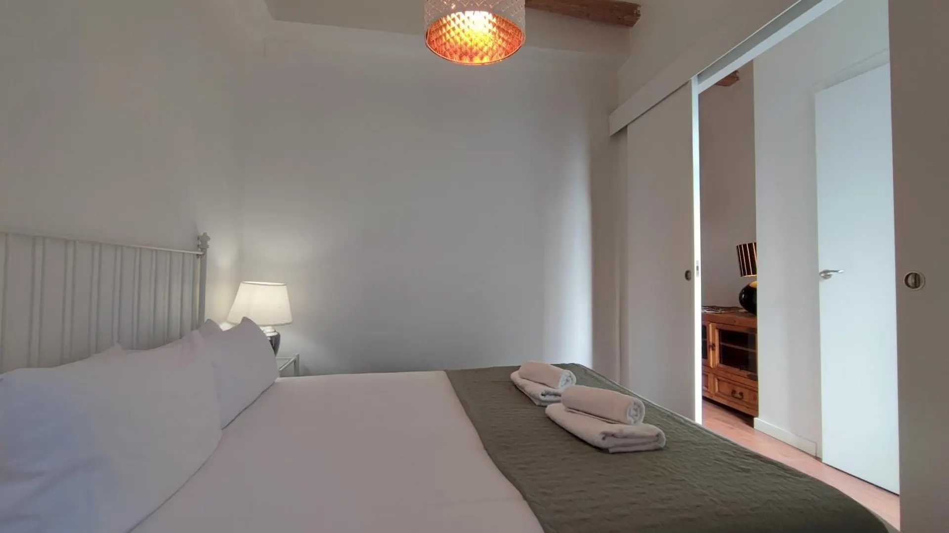 Apartment Catalan Comfort Near Sagrada Familia Barcelona